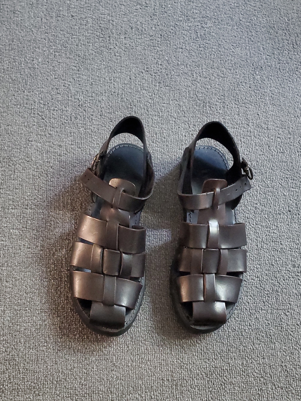 Tweeds Lady's Black Size 39 (8M) Woven Leather Fisherman Sandals